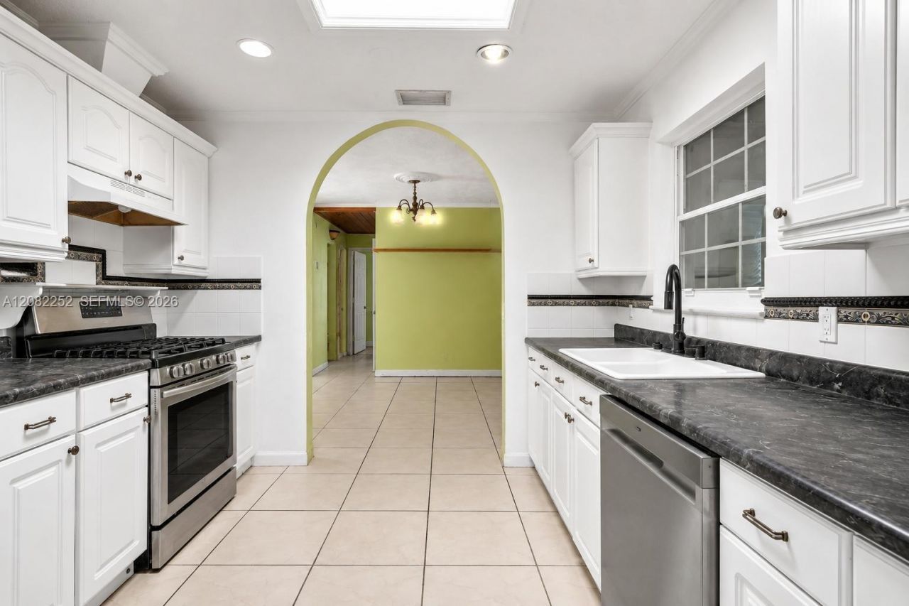 5088 2nd Rd , Lake Worth, FL 33467 Photo