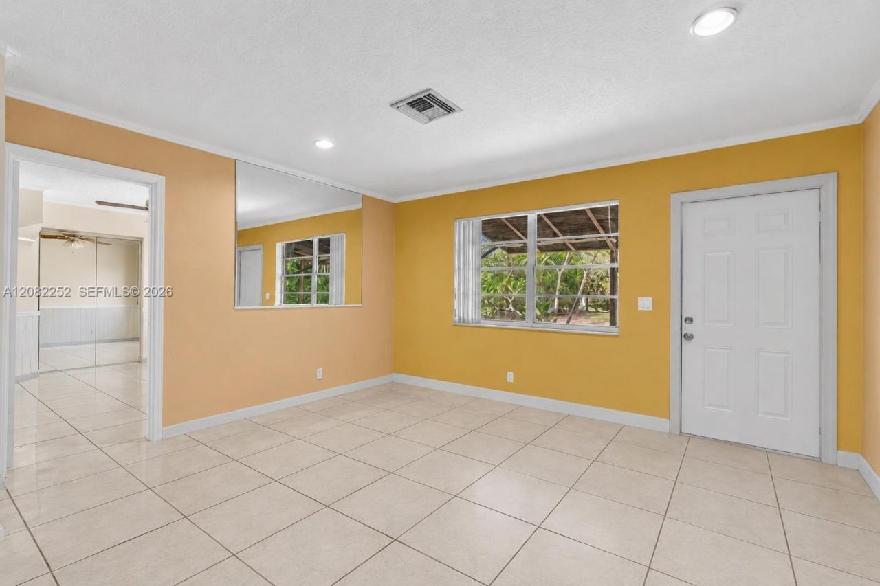 5088 2nd Rd , Lake Worth, FL 33467 Photo