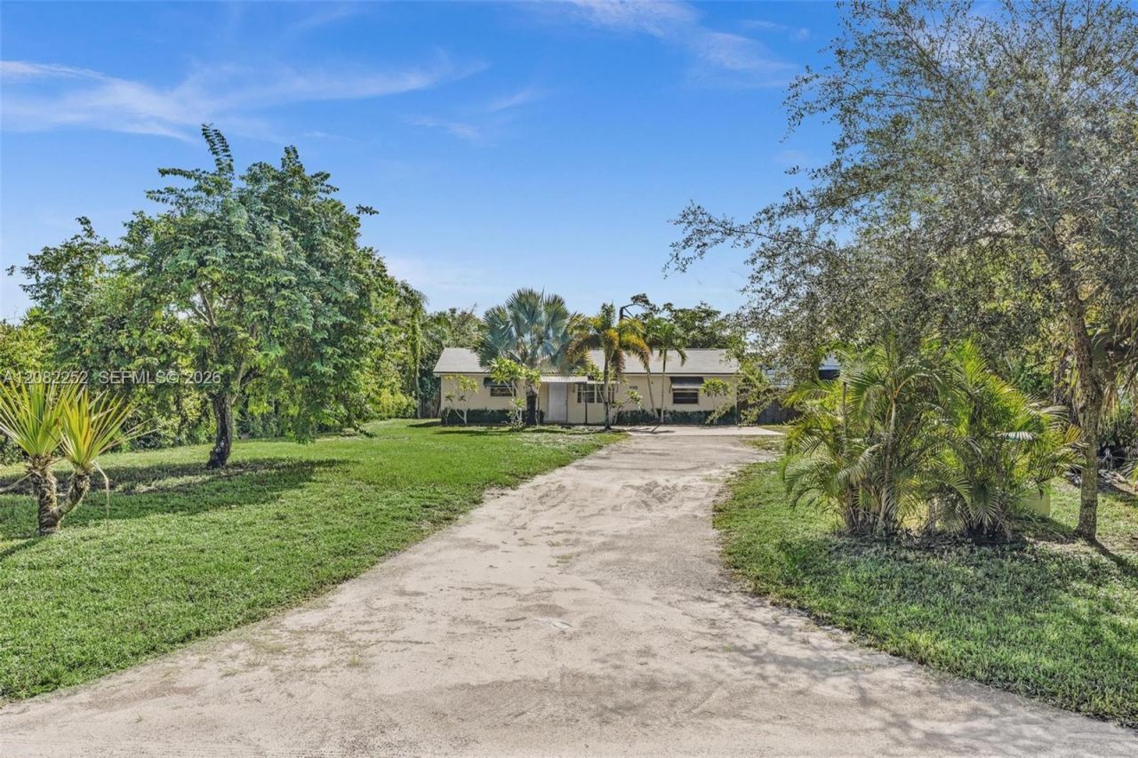 5088 2nd Rd , Lake Worth, FL 33467 Photo