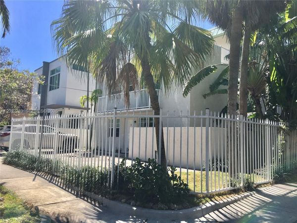 3203 Mary St , Unit 4, Miami, FL 33133