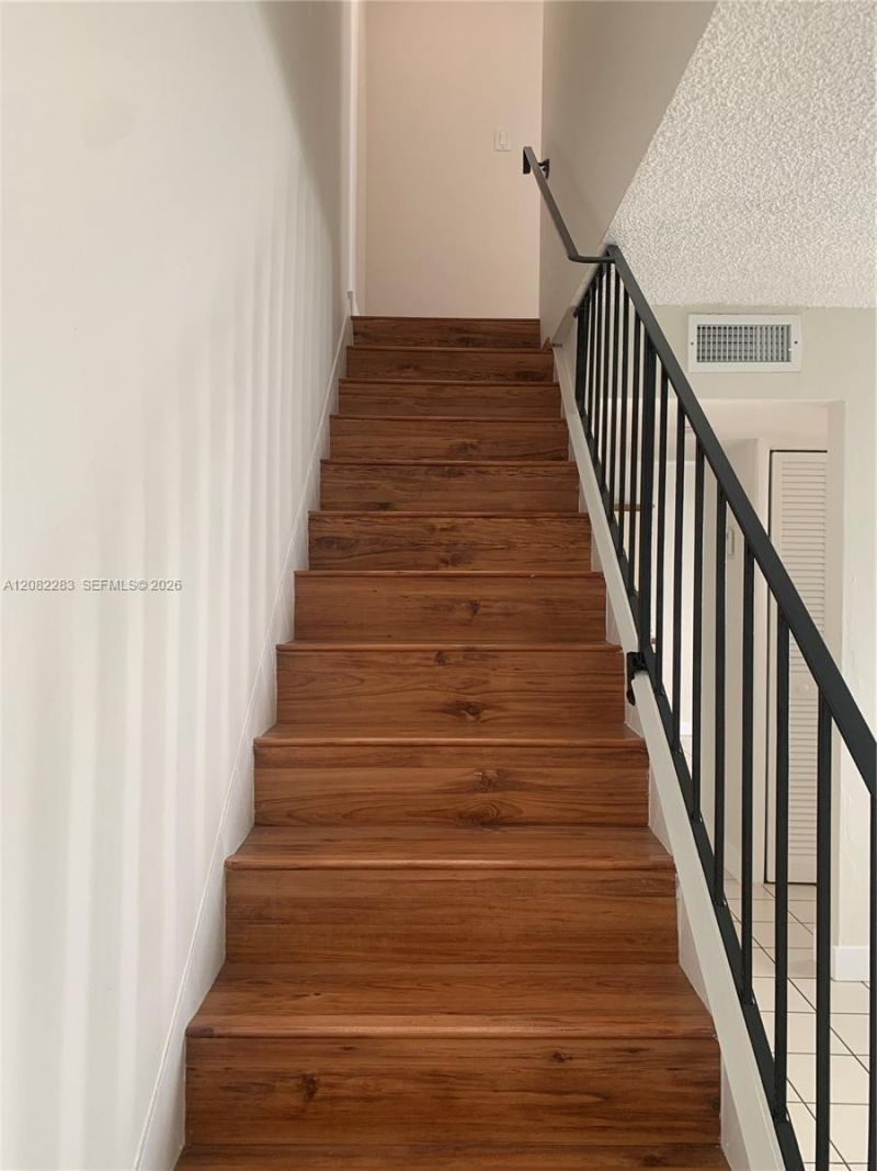 3203 Mary St , Unit 4, Miami, FL 33133 Photo