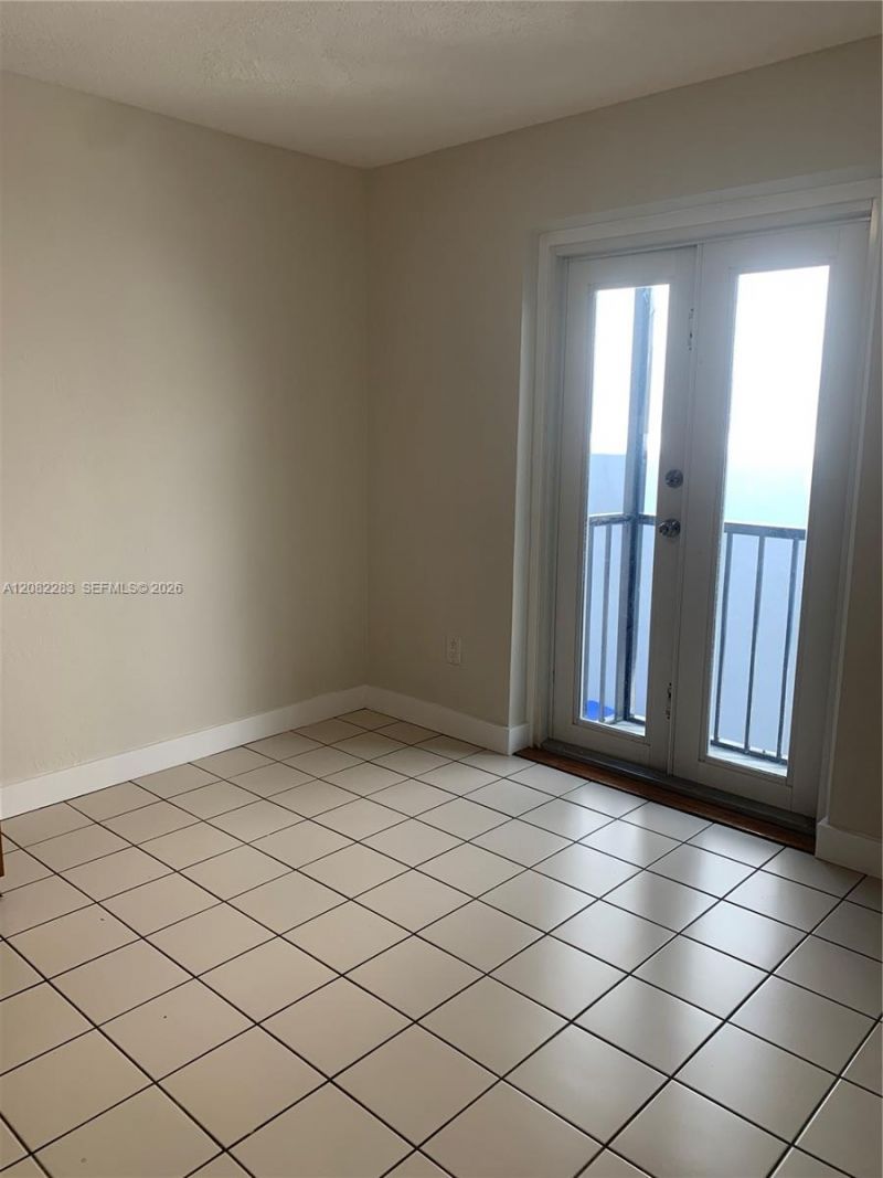 3203 Mary St , Unit 4, Miami, FL 33133 Photo