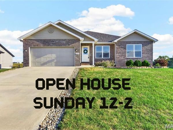636 Eisenhower Boulevard, Troy, IL 62294