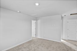 289 Pleasant Valley Dr photo 4