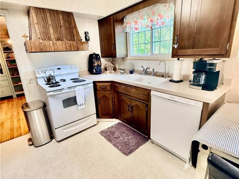 2659 Laforce Drive, Akron, OH 44319 Photo 21