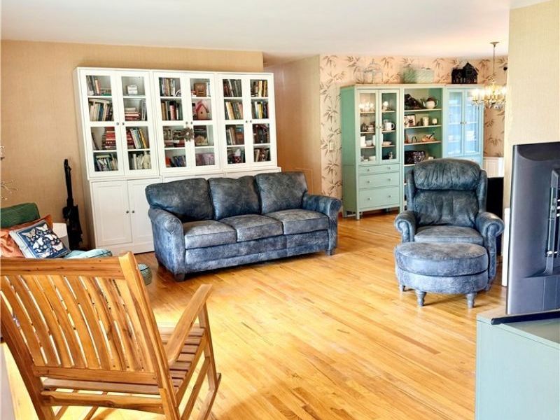 2659 Laforce Drive, Akron, OH 44319 Photo 5