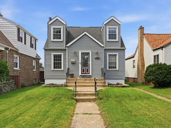 1442 Warwick Avenue , Whiting, IN 46394