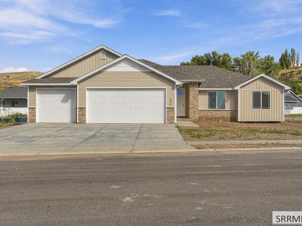 355 Skyline Peak Loop, INKOM, ID 83245