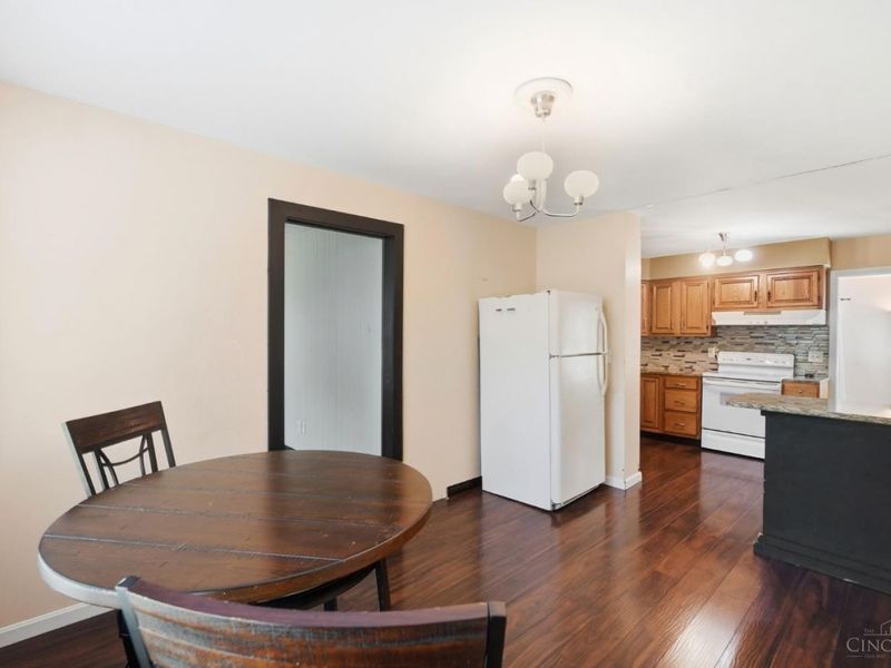 4 Gambier Circle, Greenhills, OH 45218 Photo 17