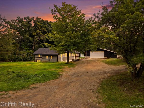 5820 Mack Road , Oceola Township, Mi 48855