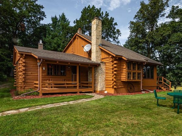 N18227 Sharpe LANE, Galesville, WI 54630