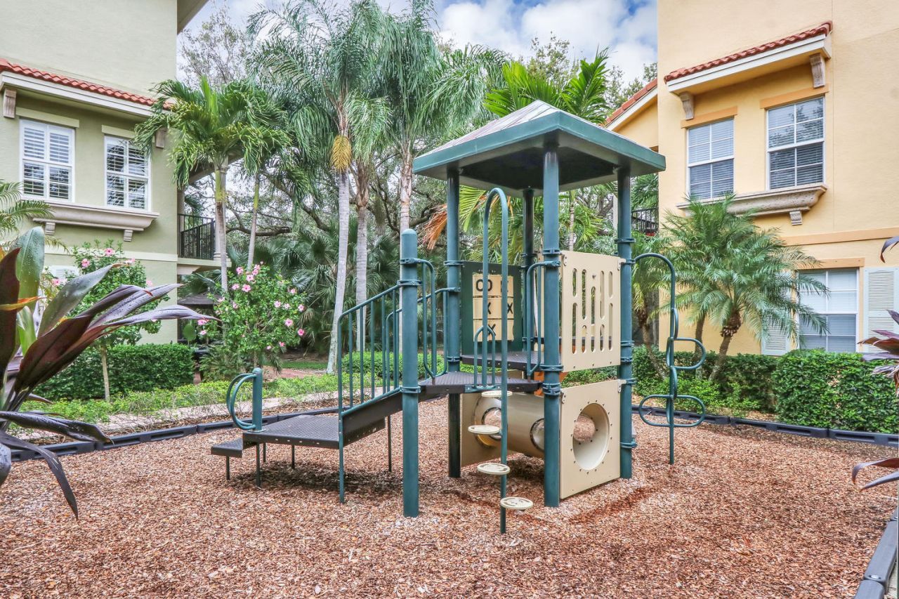 2425 San Pietro Circle, Palm Beach Gardens, FL 33410 Photo