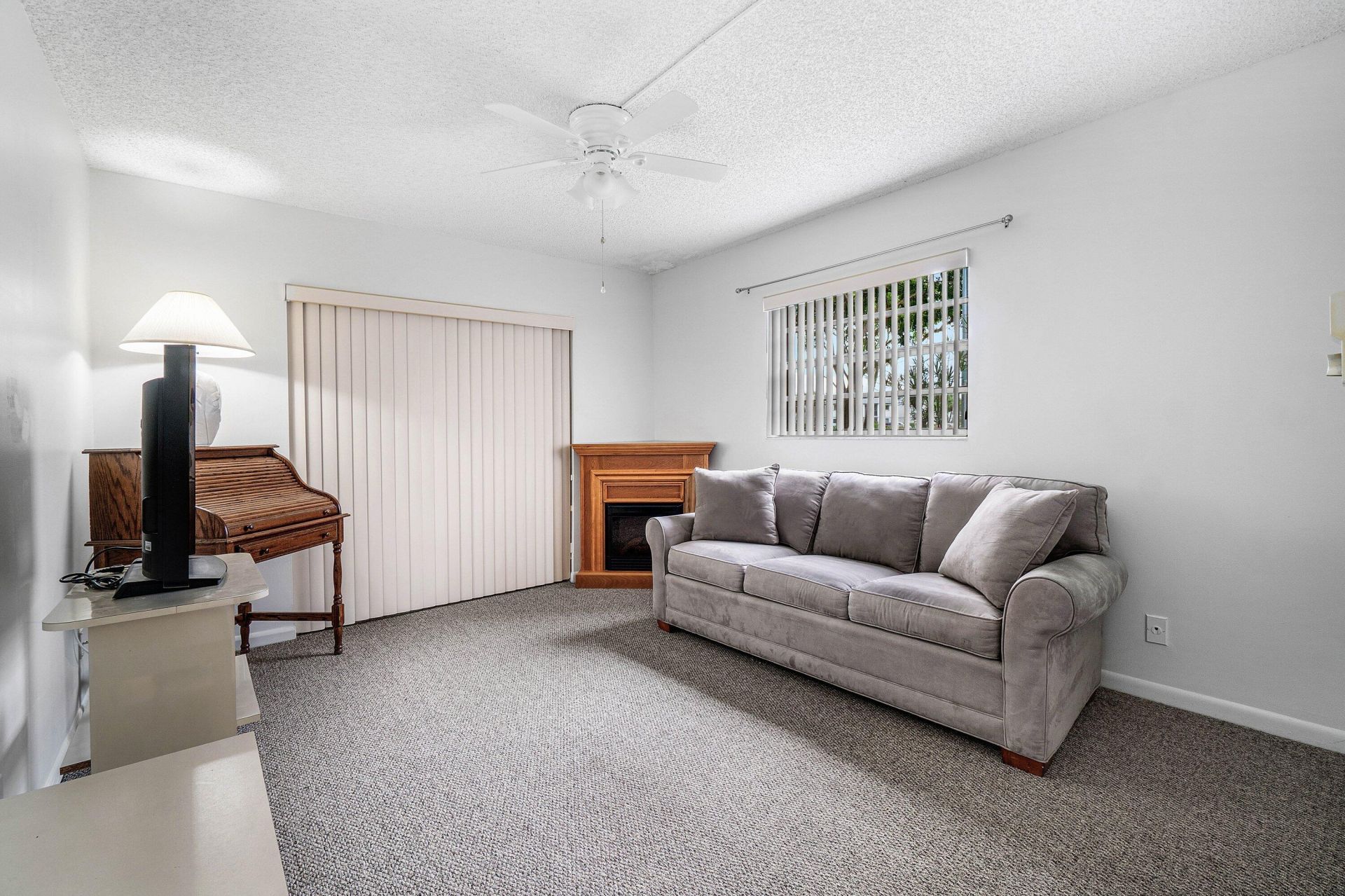434 Normandy J, Delray Beach, FL 33484 Photo