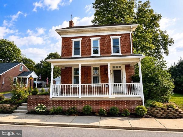 1329 BROADWAY , HANOVER, PA 17331