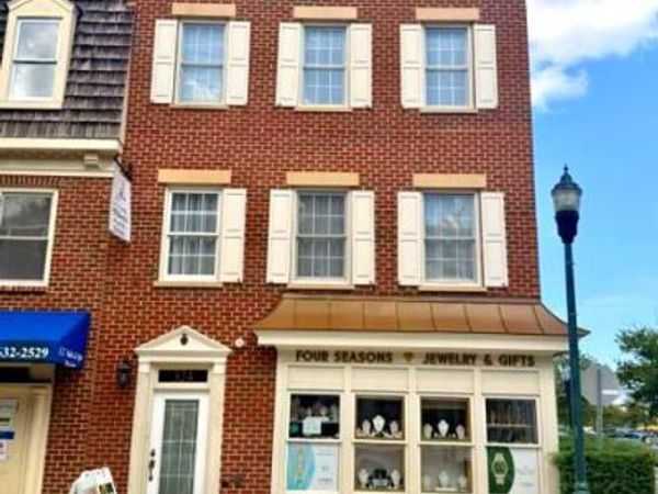 324 Top floor MAIN STREET, GAITHERSBURG, MD 20878