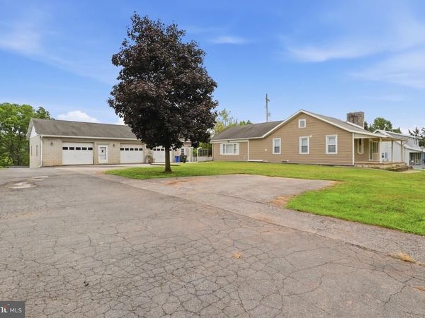 430 HYKES MILL ROAD , MANCHESTER, PA 17345