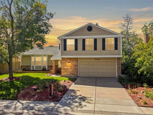 17238 E Berry Place, Aurora, CO 80015