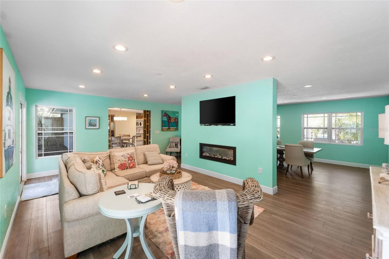 771 Indian Beach Circle, Sarasota, FL 34234 Photo