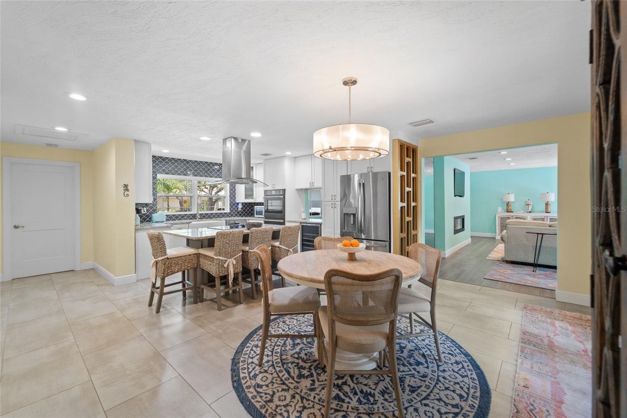 771 Indian Beach Circle, Sarasota, FL 34234 Photo