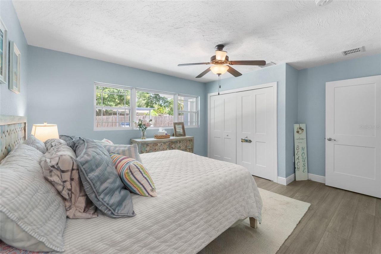 771 Indian Beach Circle, Sarasota, FL 34234 Photo