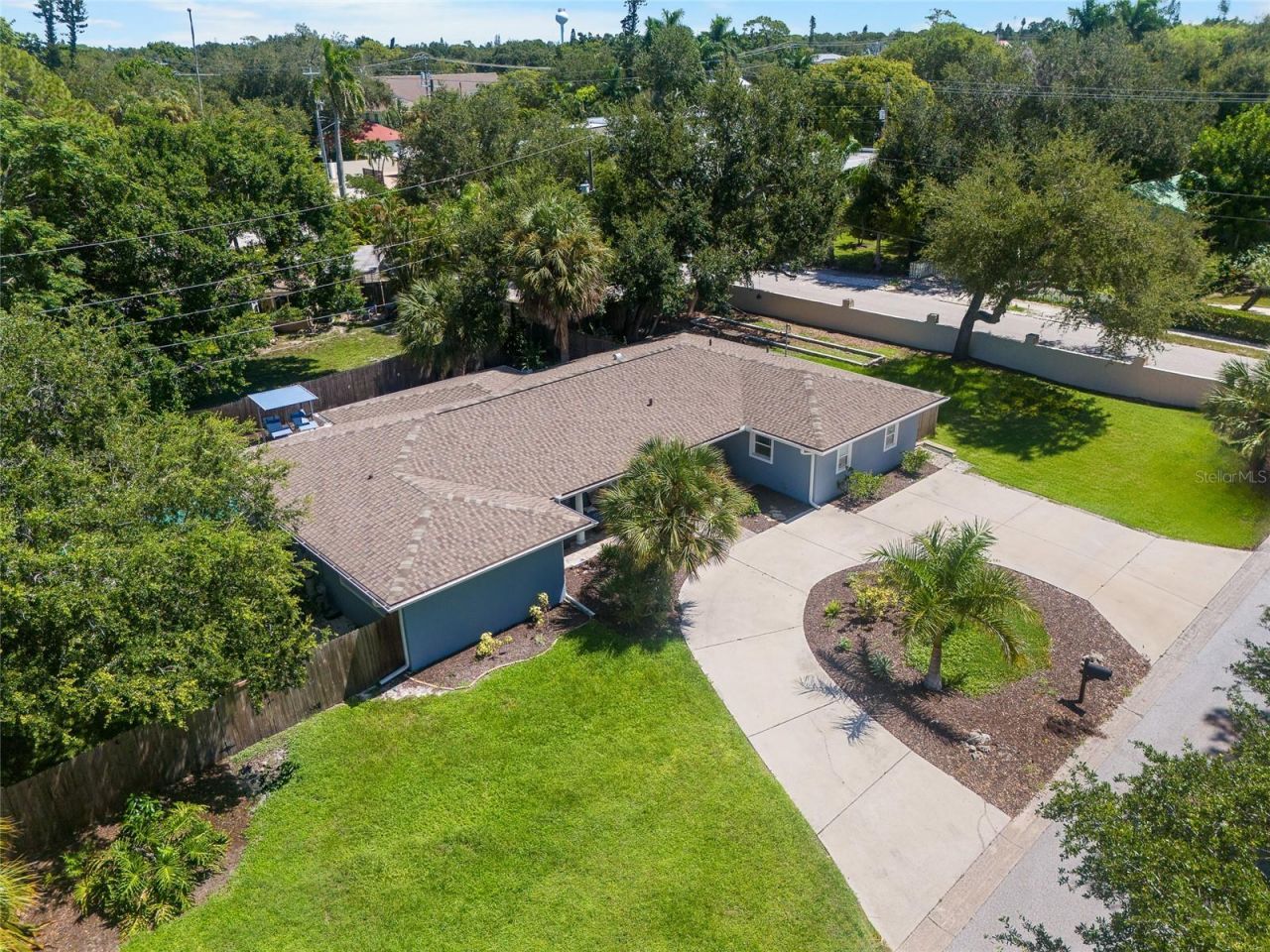 771 Indian Beach Circle, Sarasota, FL 34234 Photo