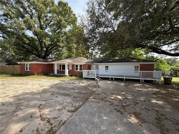 5011 Highcrest Drive , Mobile, AL 36693