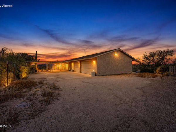 49440 N CENTRAL Avenue N, New River, AZ 85087