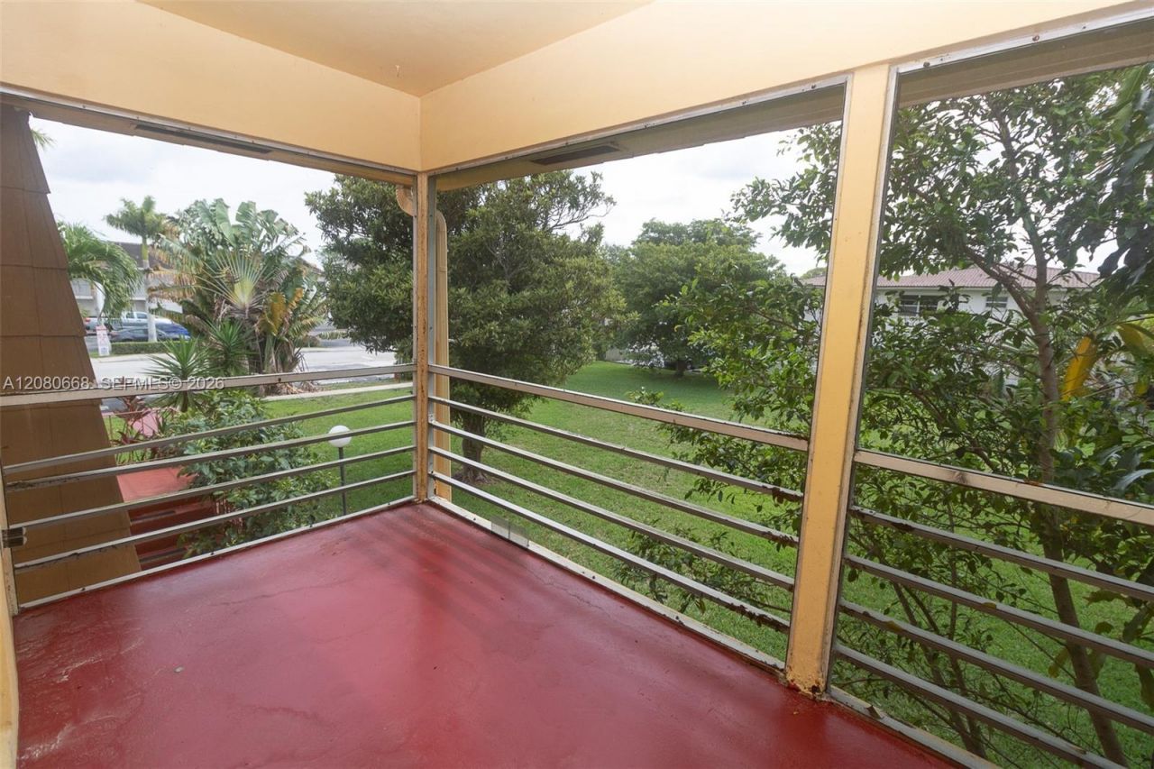 8900 NW 38th Dr , Unit 7, Coral Springs, FL 33065 Photo