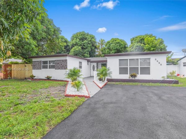 7320 Shalimar St , Miramar, FL 33023