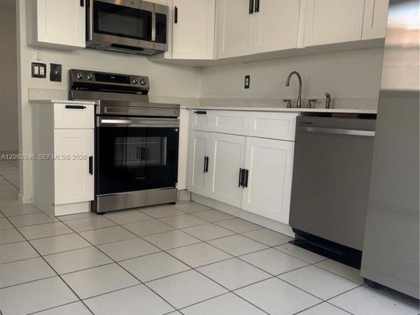 321 SW 1st Ct, Unit K-4, Pompano Beach, FL 33060