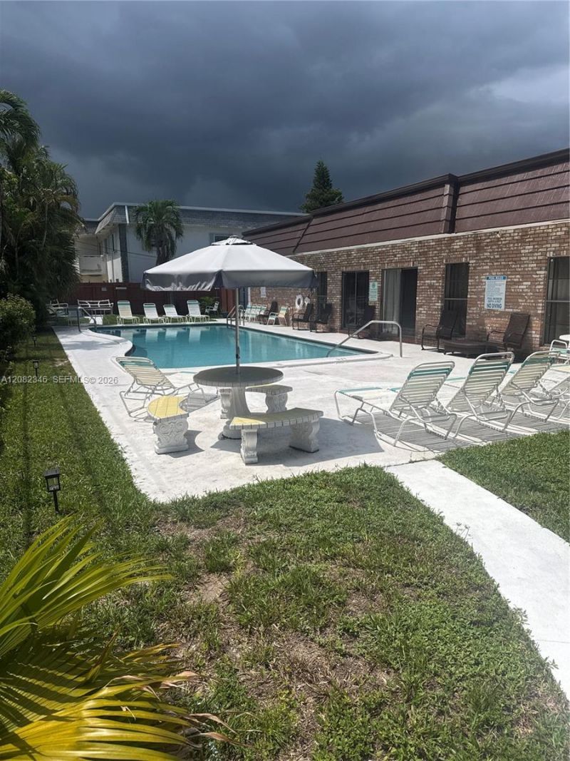 321 SW 1st Ct, Unit K-4, Pompano Beach, FL 33060 Photo