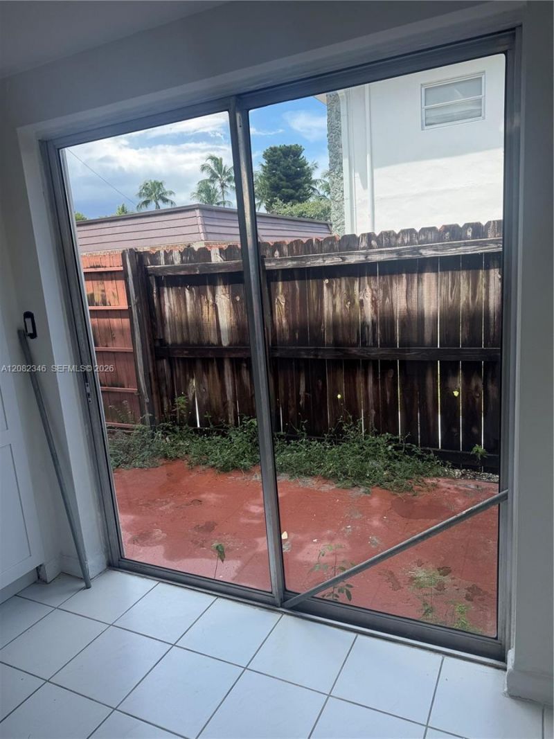 321 SW 1st Ct, Unit K-4, Pompano Beach, FL 33060 Photo