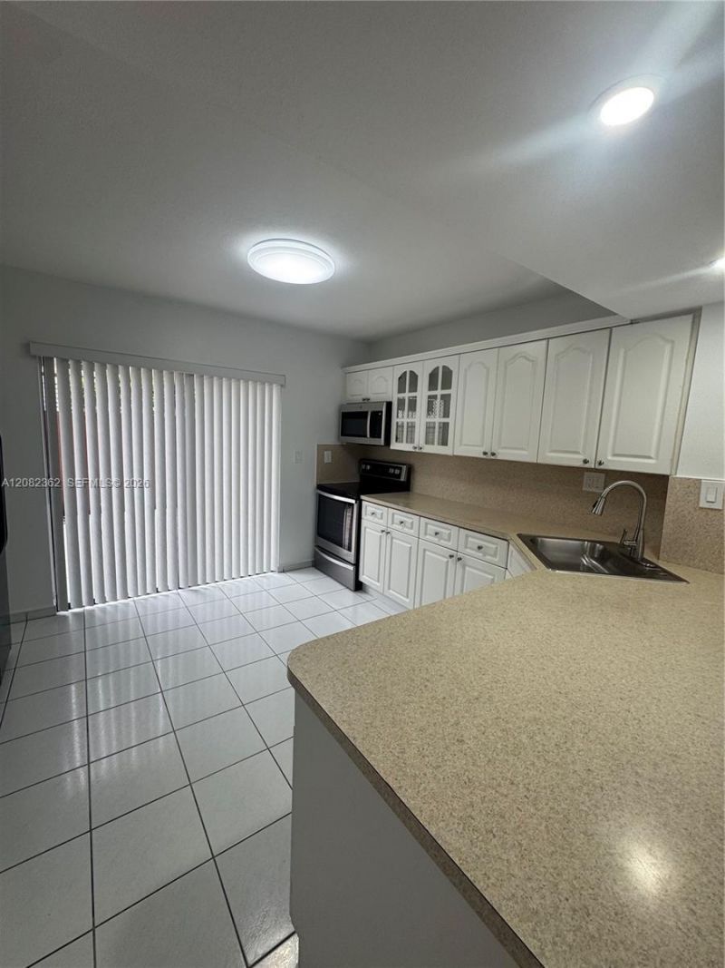 1907 SW 107th Ave , Unit 807, Miami, FL 33165 Photo