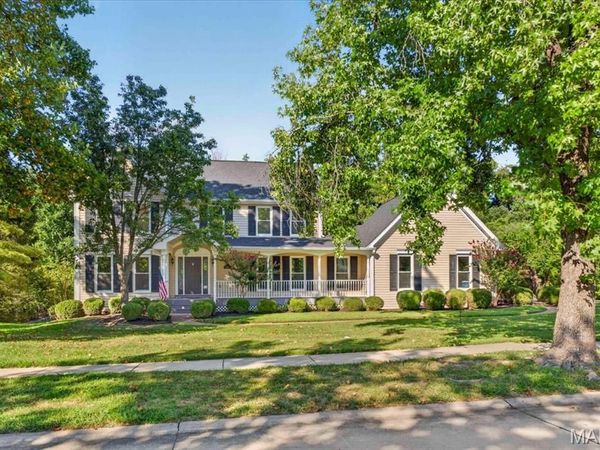 2131 Hickory Drive, Chesterfield, MO 63005