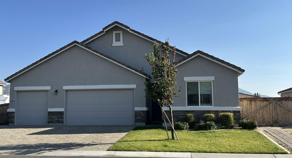 8388 Druids Glen Drive, Reno, NV 89439 Photo
