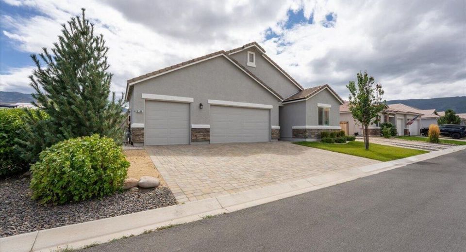 8388 Druids Glen Drive, Reno, NV 89439 Photo