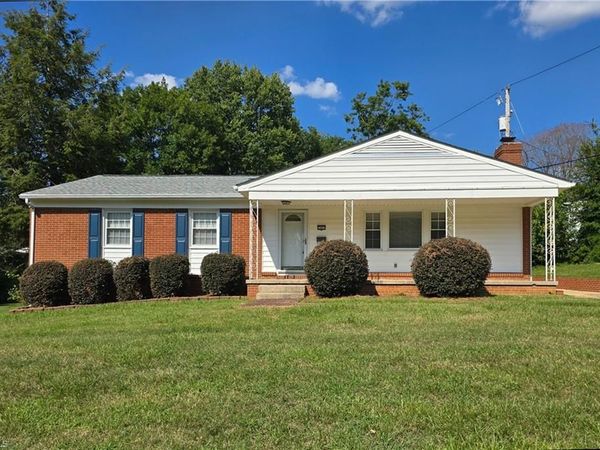2402 Chatham Drive , Greensboro, NC 27408