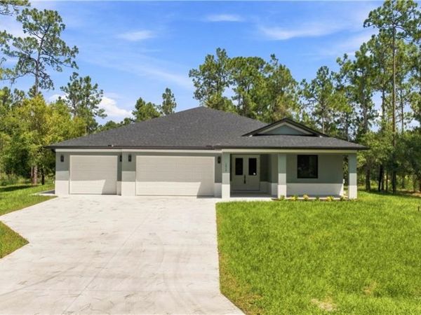 1214 Acacia AVE , LEHIGH ACRES, FL 33972
