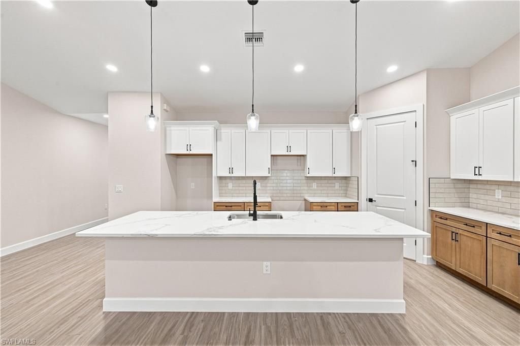 1214 Acacia Ave, Lehigh Acres, FL 33972 Photo