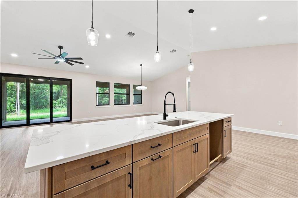 1214 Acacia Ave, Lehigh Acres, FL 33972 Photo