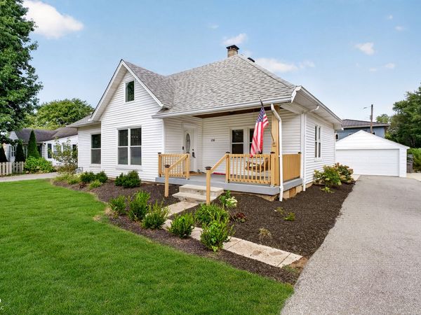 138 South Street, Southport, IN 46227