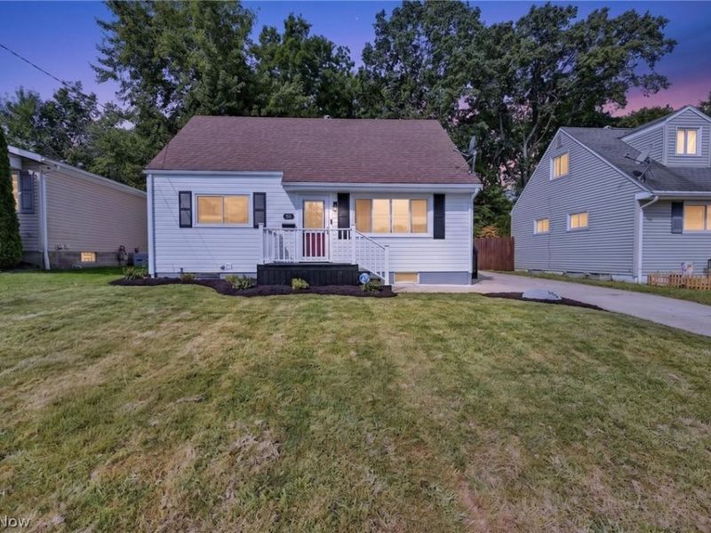 558 Alaho Street, Akron, OH 44305 Photo 2