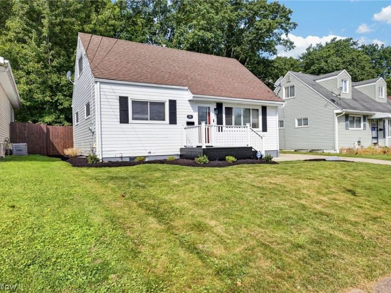 558 Alaho Street, Akron, OH 44305 Photo 3