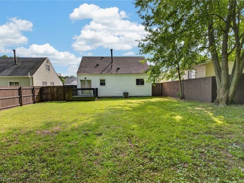 558 Alaho Street, Akron, OH 44305 Photo 8
