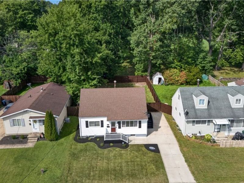 558 Alaho Street, Akron, OH 44305 Photo 9