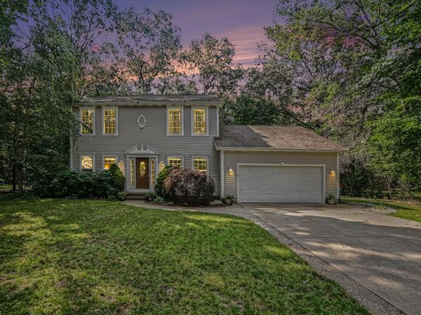 1917 Dykstra Road, Muskegon, MI 49445