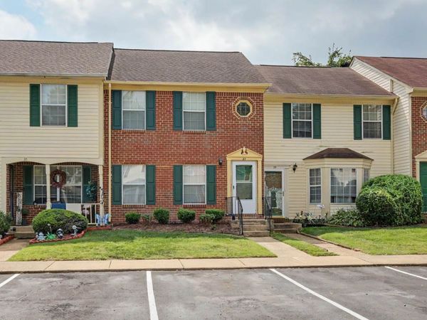 37 S Gawain Way , Newport News, VA 23669