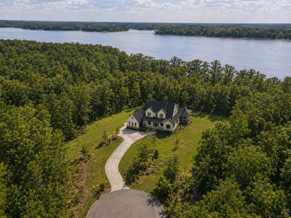 3532 Barretts Ferry Drive, Williamsburg, VA 23185