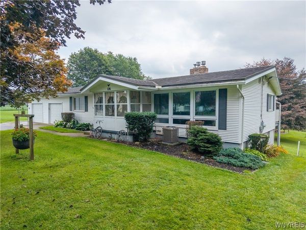 126 Grandview , Batavia, NY 14020