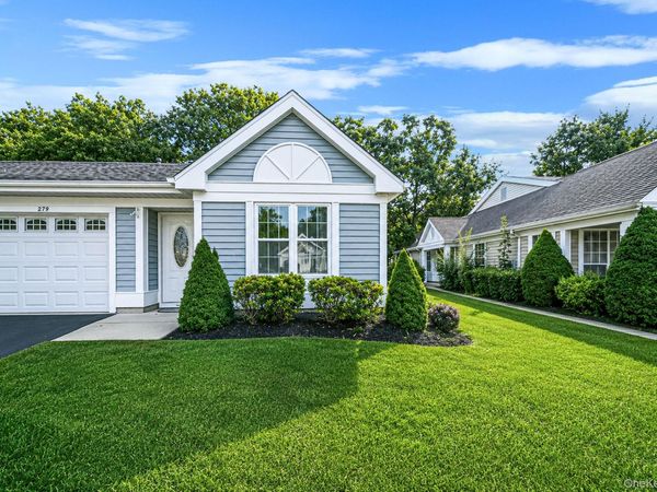 279 Glen Drive , Ridge, NY 11961